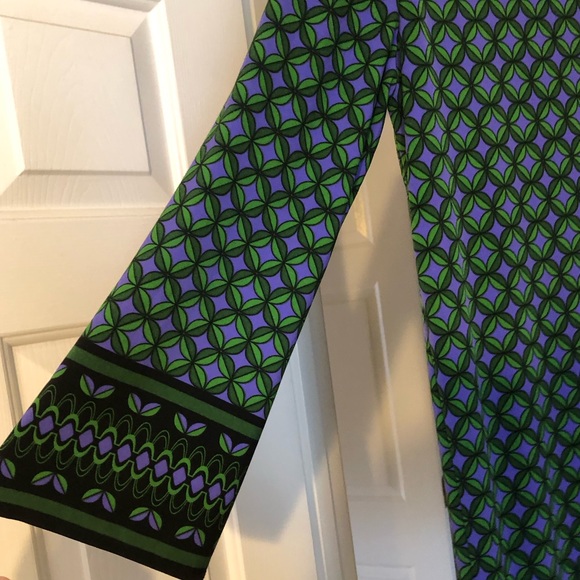 Maggy London Vintage Longsleeve Mini Dress (4) - Picture 4 of 5